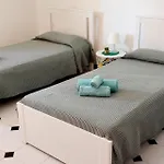 A Due Passi Dal Mare