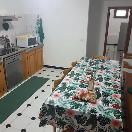 A Due Passi Dal Mare Appartement *