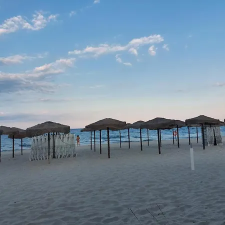 A Due Passi Dal Mare