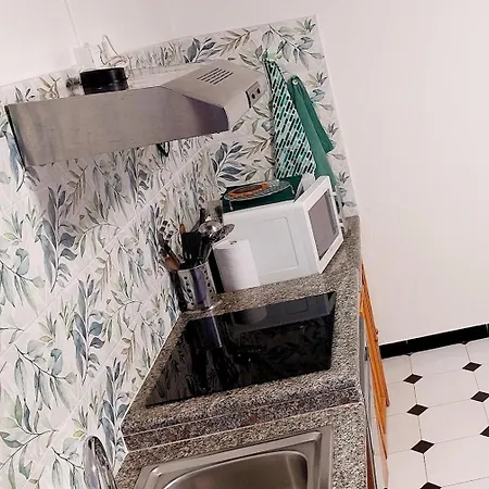 A Due Passi Dal Mare *